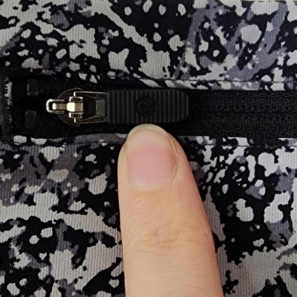 Lululemon Silver Drop Multi Black Pace Rival Crop Leggings 6 - Picture 6 of 7